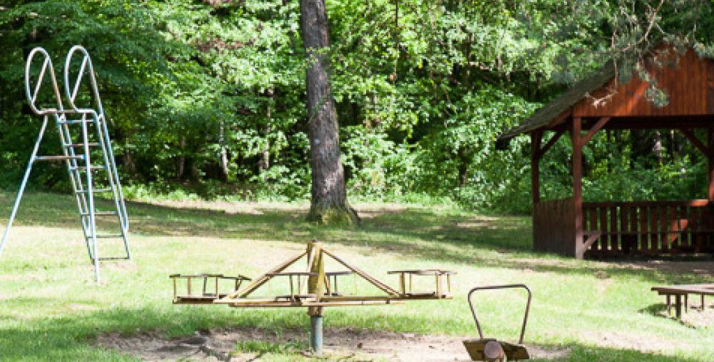 Hotel Radejov Knezdub Zewnętrze zdjęcie